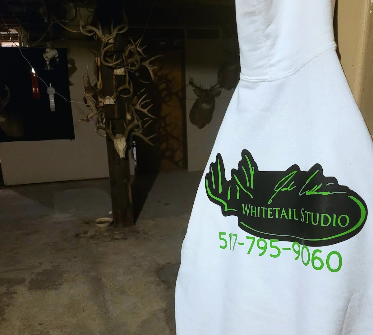 Joel Collins Whitetail Studio